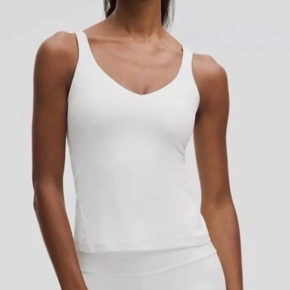 Lululemon Yoga Align Waist Length Tank Top Size 2 White Light Support NWT - Picture 6 of 8